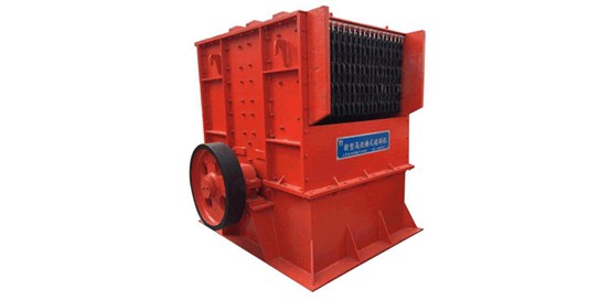 礦物用什么破碎機(jī)好？青州宏源pc錘式破碎機(jī)功能更強(qiáng)大    